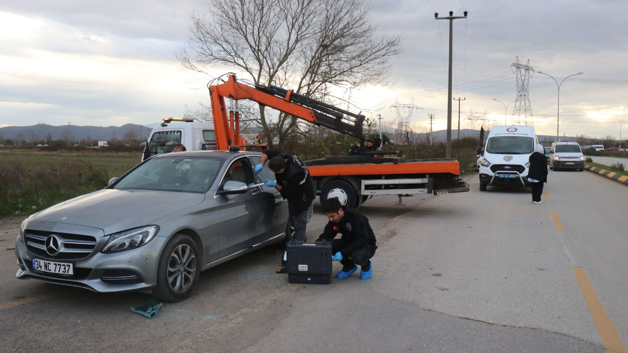 Sakarya’da Kalp Damar Cerrahı, Otomobilinde Şüpheli Şekilde Ölü Bulundu