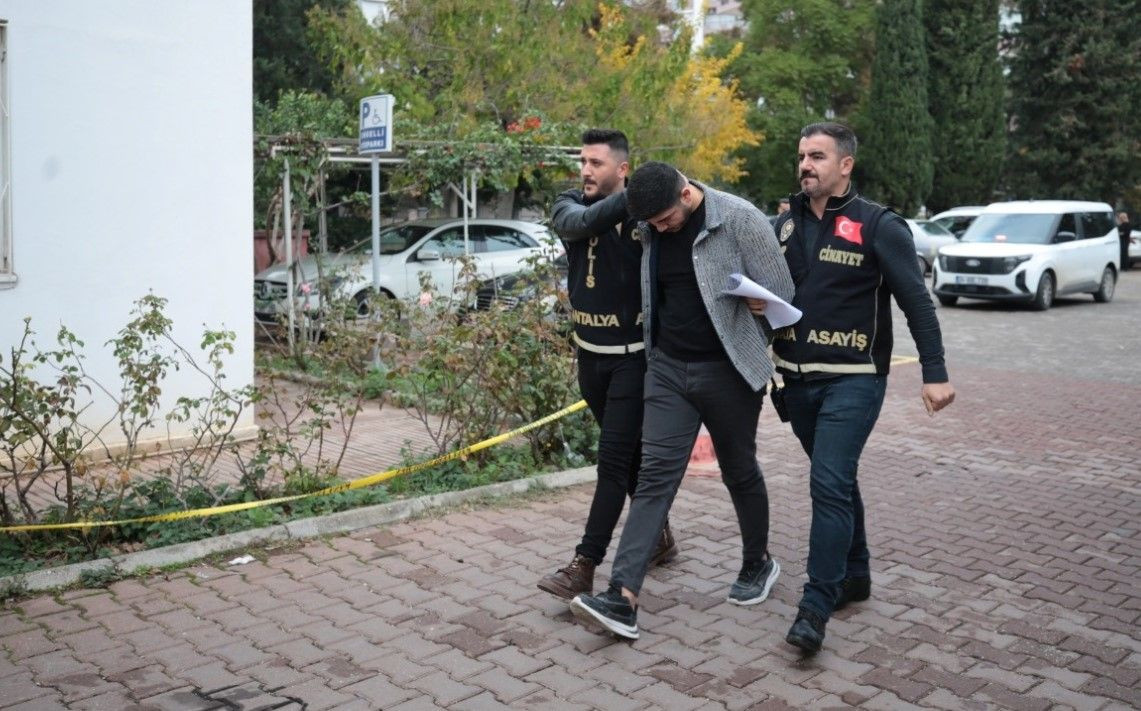 Antalya’da Borç Tartışması Kanlı Bitti: Şüpheli Tutuklandı - Sayfa 2