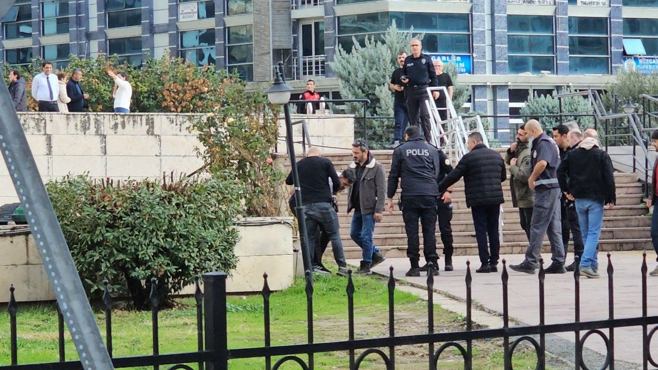 Balıkesir'de Adliyeden Kaçmaya Çalışan Tutuklu Kısa Sürede Yakalandı - Sayfa 3