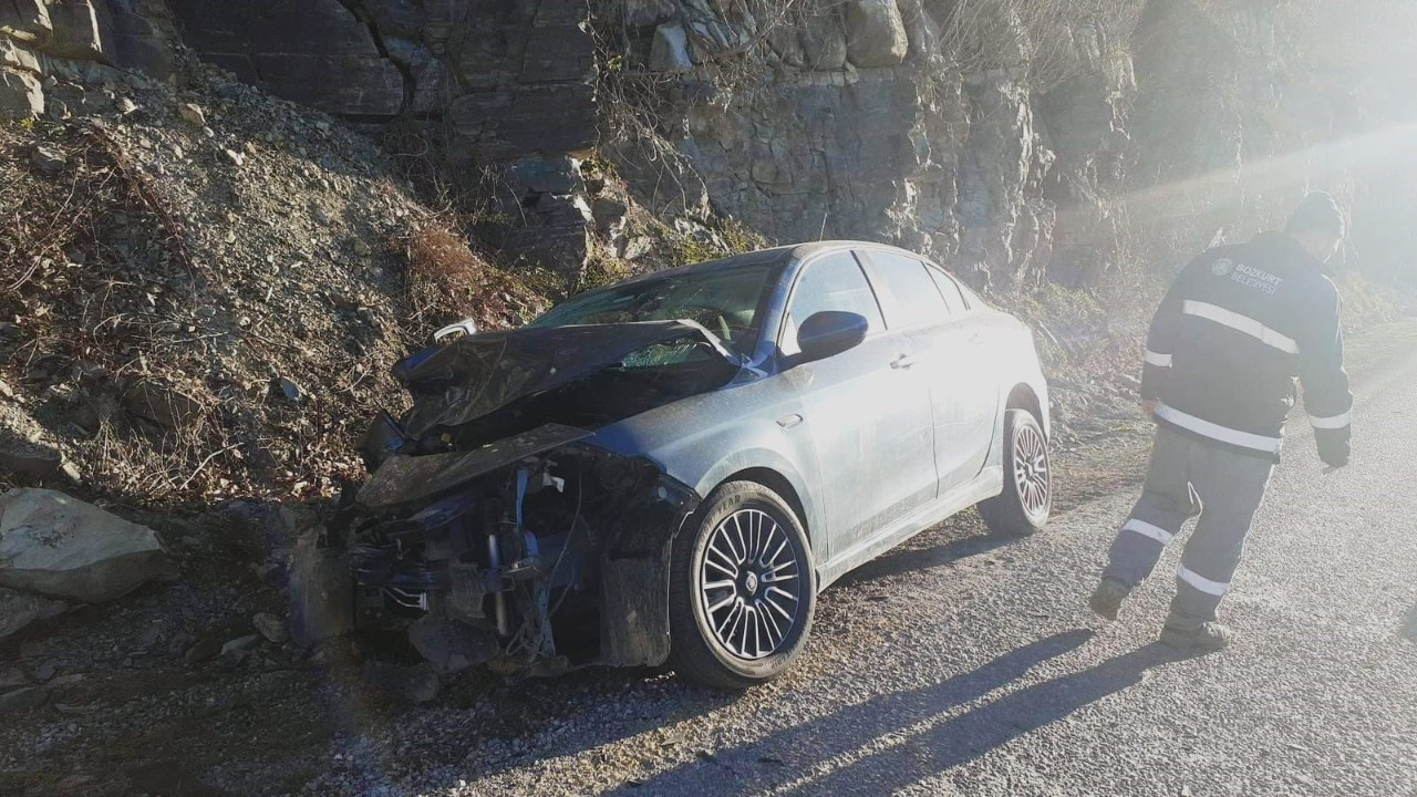 Kastamonu'da Kafa Kafaya Çarpışma: 1 Kişi Hayatını Kaybetti