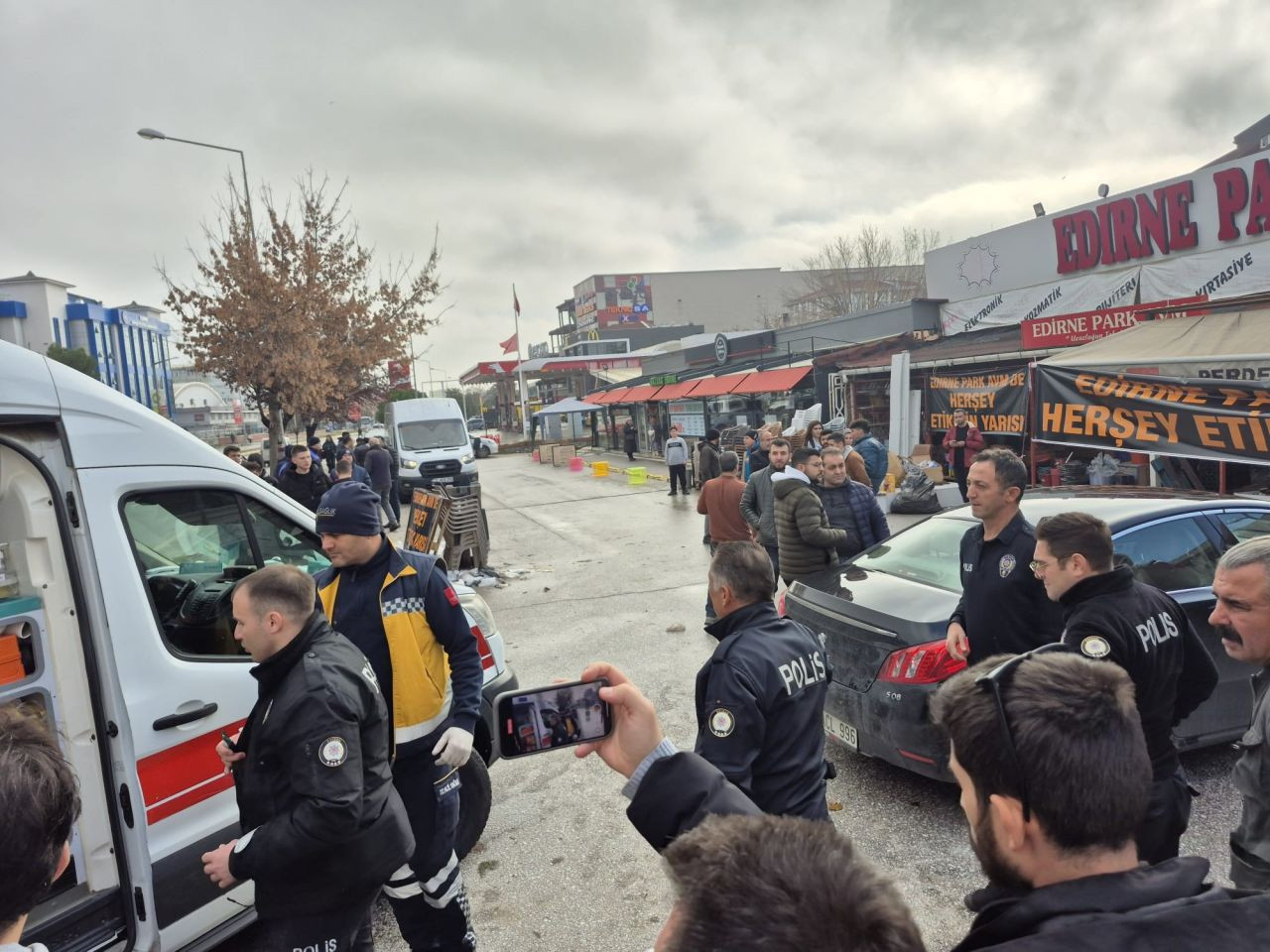 Edirne'de İş Yeri Yıkımında Arbede: 4 Kişi Gözaltına Alındı - Sayfa 4
