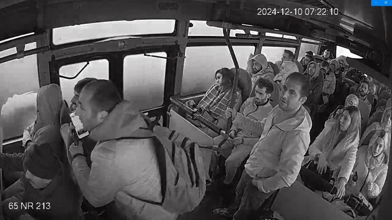 Van'da Korkunç Kaza: 35 Araç Zircirleme Birbirine Girdi, 1 Kişi Hayatını Kaybetti! - Sayfa 5