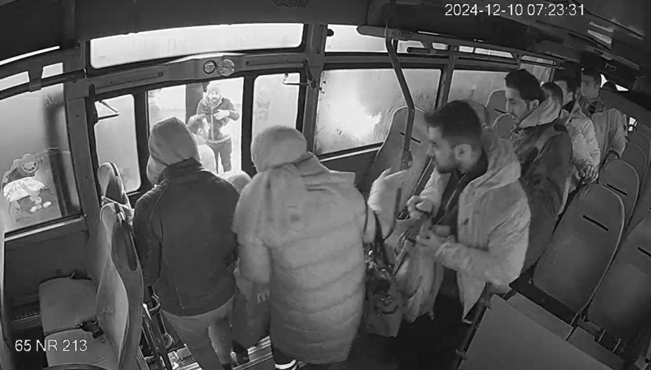 Van'da Korkunç Kaza: 35 Araç Zircirleme Birbirine Girdi, 1 Kişi Hayatını Kaybetti! - Sayfa 4