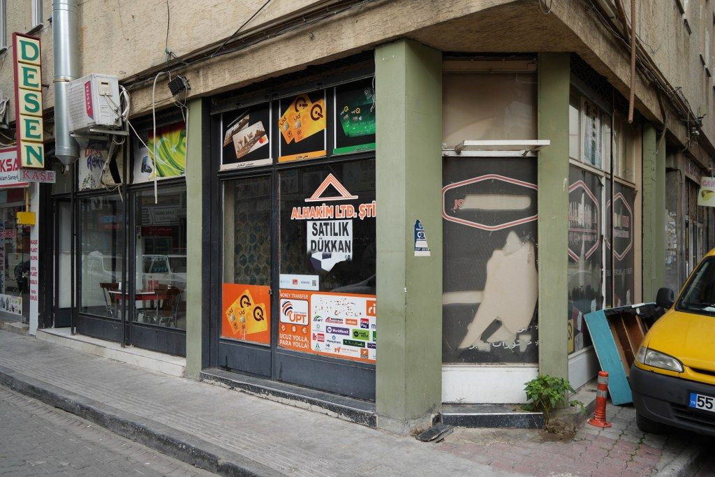 Suriyeliler Ülkelerine Dönmeye Başladı, Dükkanlar Boşaldı - Sayfa 1