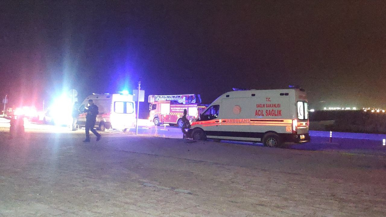 Van'da Kamyonet Van Gölü'ne Uçtu: 2 Yaralı - Sayfa 6