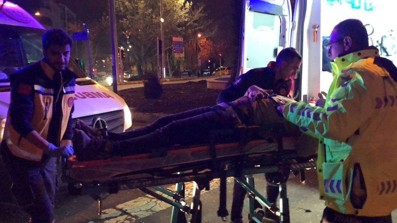 Elazığ’da İki Otomobil Çarpıştı: 4 Yaralı