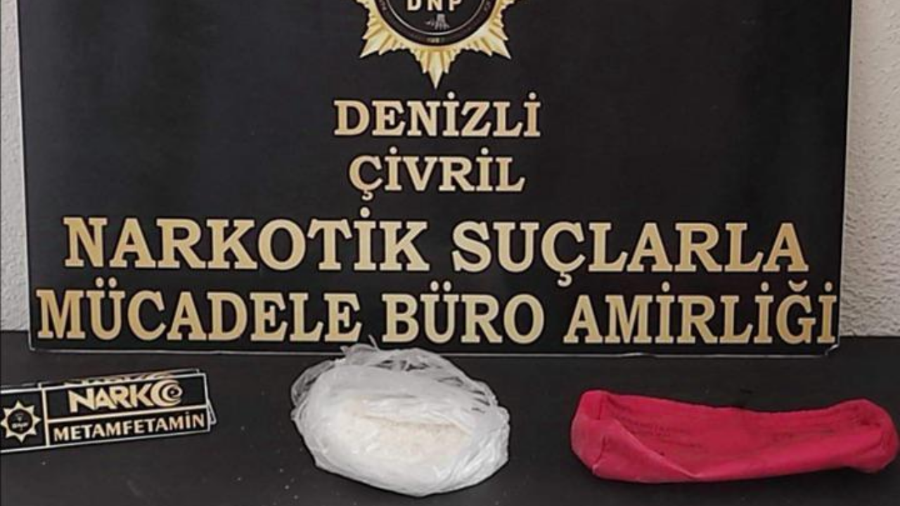 Denizli’de Direksiyon Kutusuna Zulalanan Metamfetamin Ele Geçirildi
