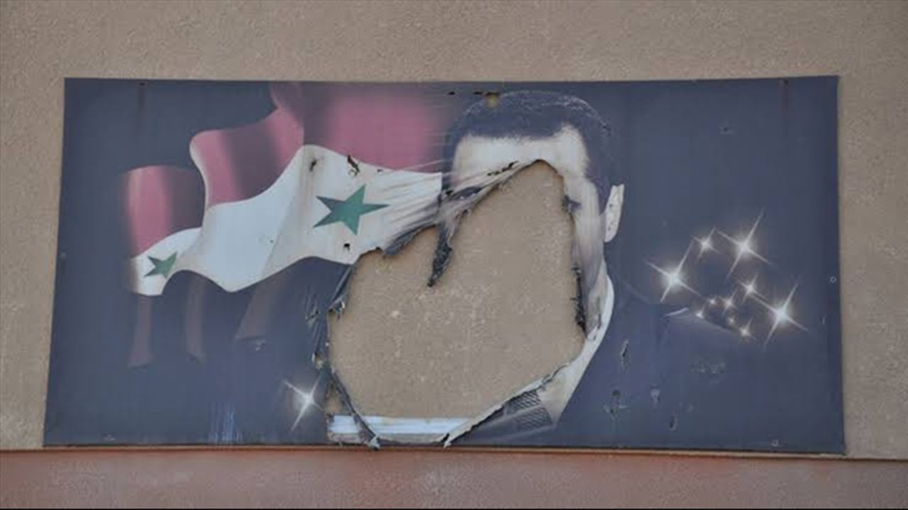 Suriye'de Baas Partisi'nin Tüm Faaliyetleri Süresiz Askıya Alındı