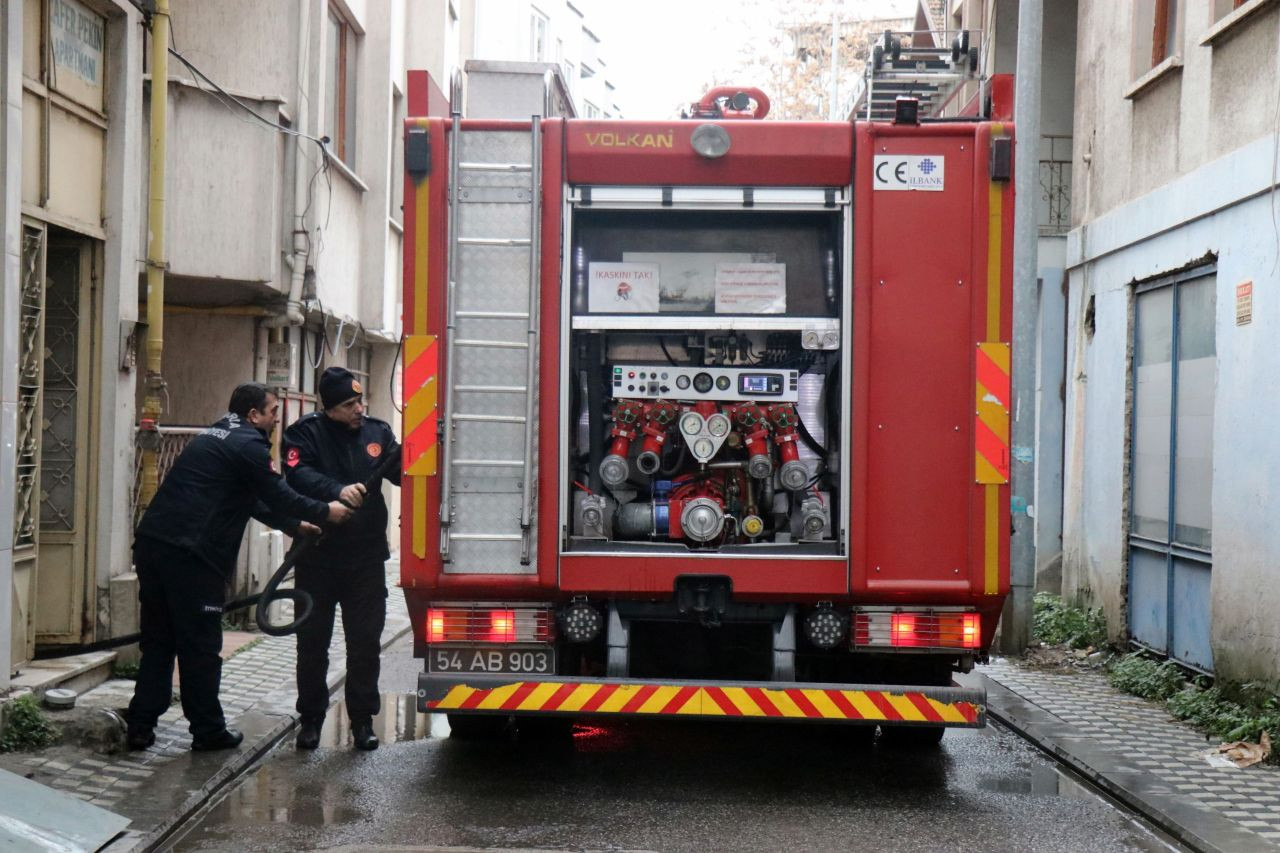 Sakarya'da Şehir Merkezinde Yangın - Sayfa 3