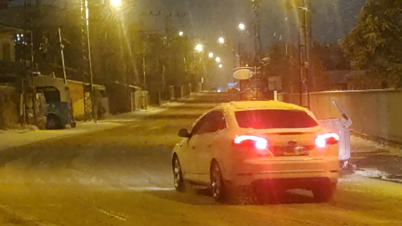 Van’da Yoğun Kar Yağışı Nedeniyle Eğitime 1 Gün Ara