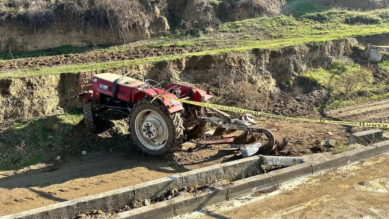 Tarlada Çalışan Çiftçi Traktör Kazasında Öldü!
