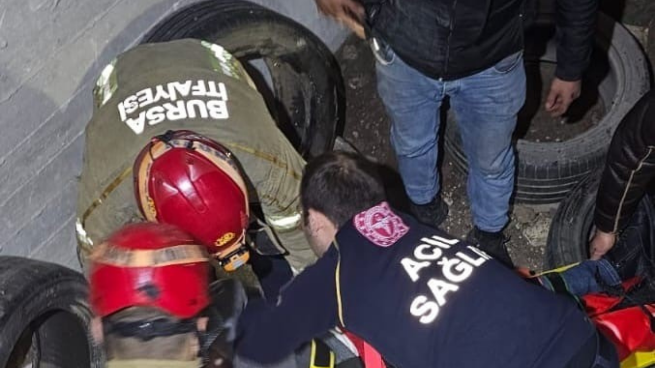 Bursa’da Yük Asansörü Boşluğuna Düşen İş Yeri Sahibi Ağır Yaralandı