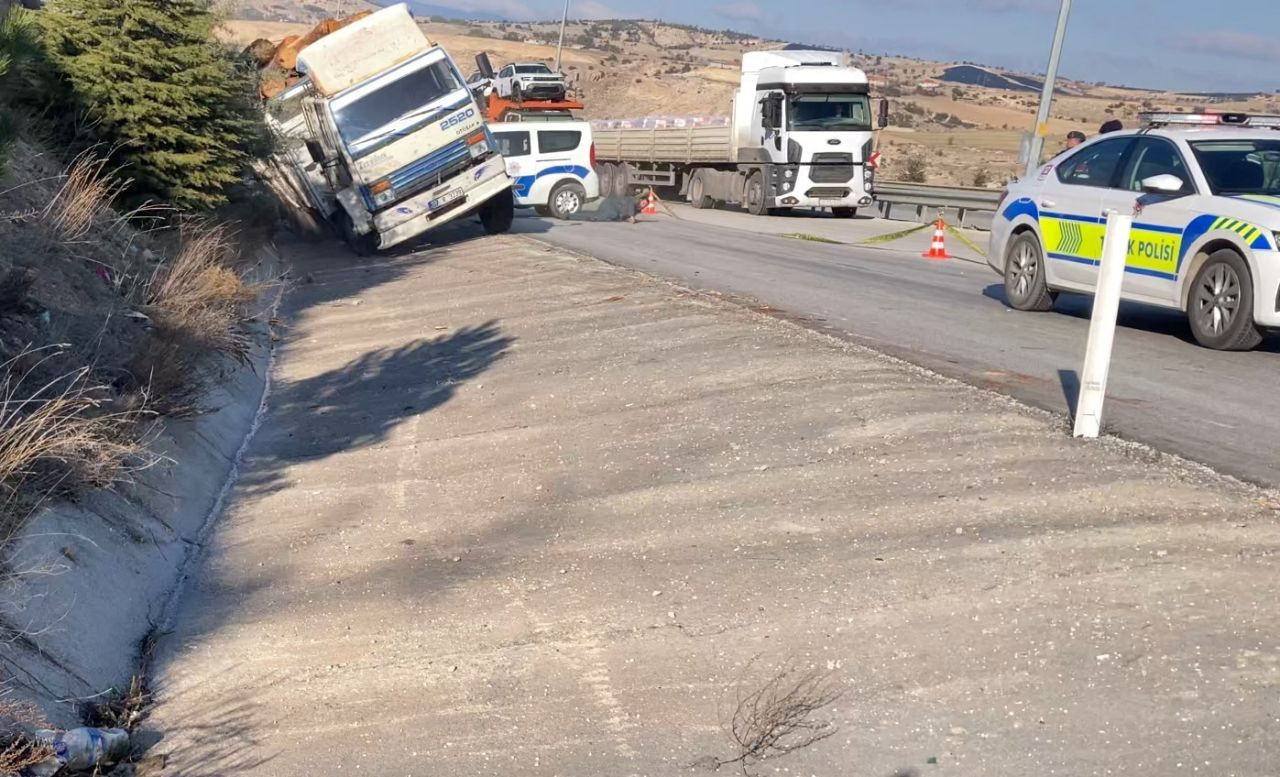 Kaza İçinde Kazada Faciadan Kıl Payı Dönüldü - Sayfa 5