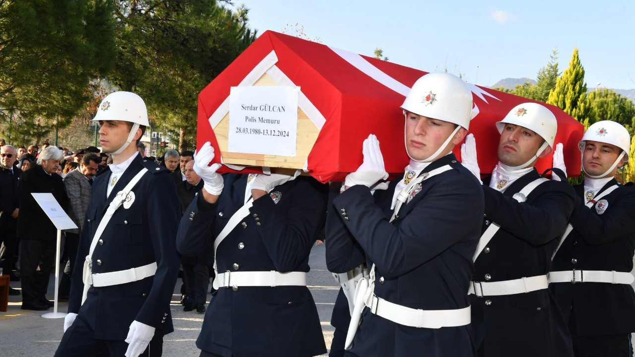 Görev Esnasına Hayatını Kaybeden Polis Memuru İçin Tören Düzenlendi