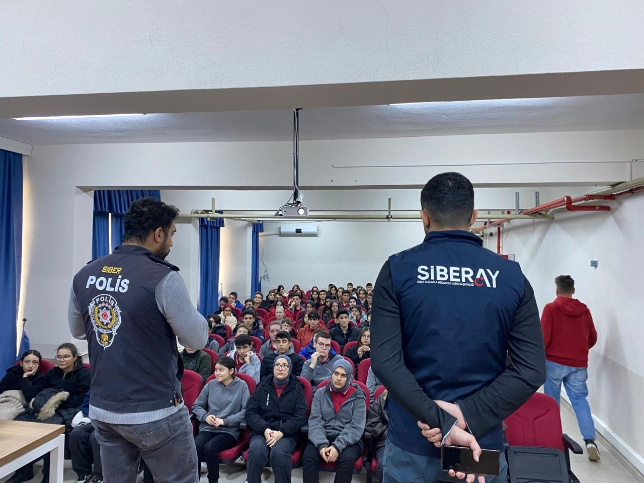 Bursa Emniyeti'nden Okullarda Siber Güvenlik Eğitimi - Sayfa 2