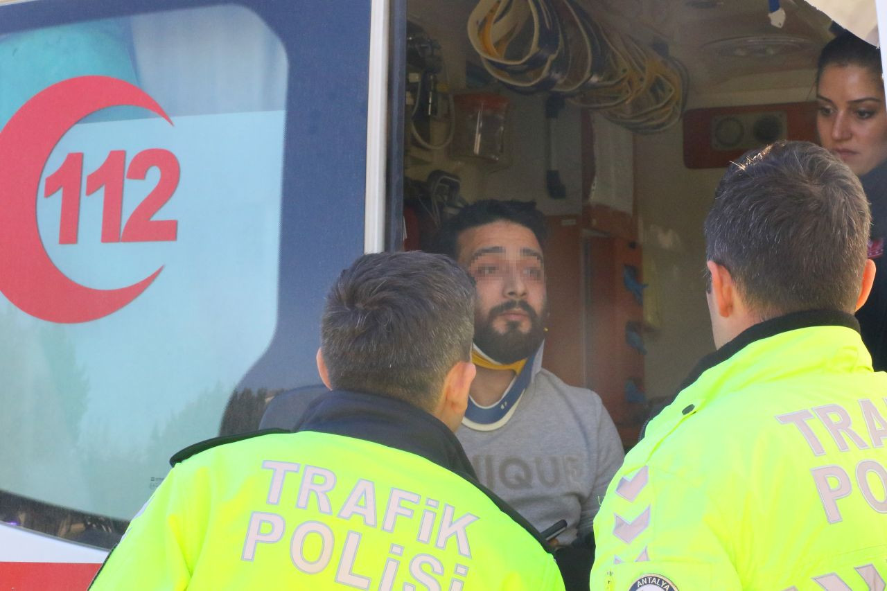 Direksiyon Hakimiyetini Kaybettiği Araçtan Yaralı Olarak Kurtuldu - Sayfa 2