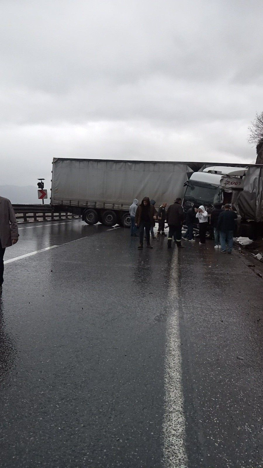 D-650 Karayolu’nda Tır Kazası: Trafik Bir Süre Kapandı - Sayfa 2