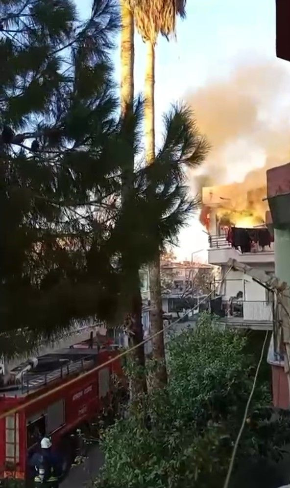 Antalya’da Yangın: Ev Küle Döndü, Kardeşler Sinir Krizi Geçirdi - Sayfa 3