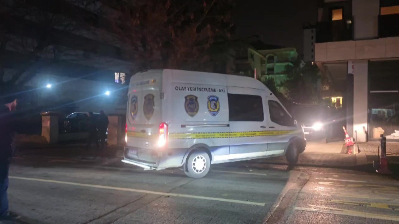 Kadıköy’de Emlakçı Kavgası Silahlı Çatışmaya Döndü: 2 Ölü