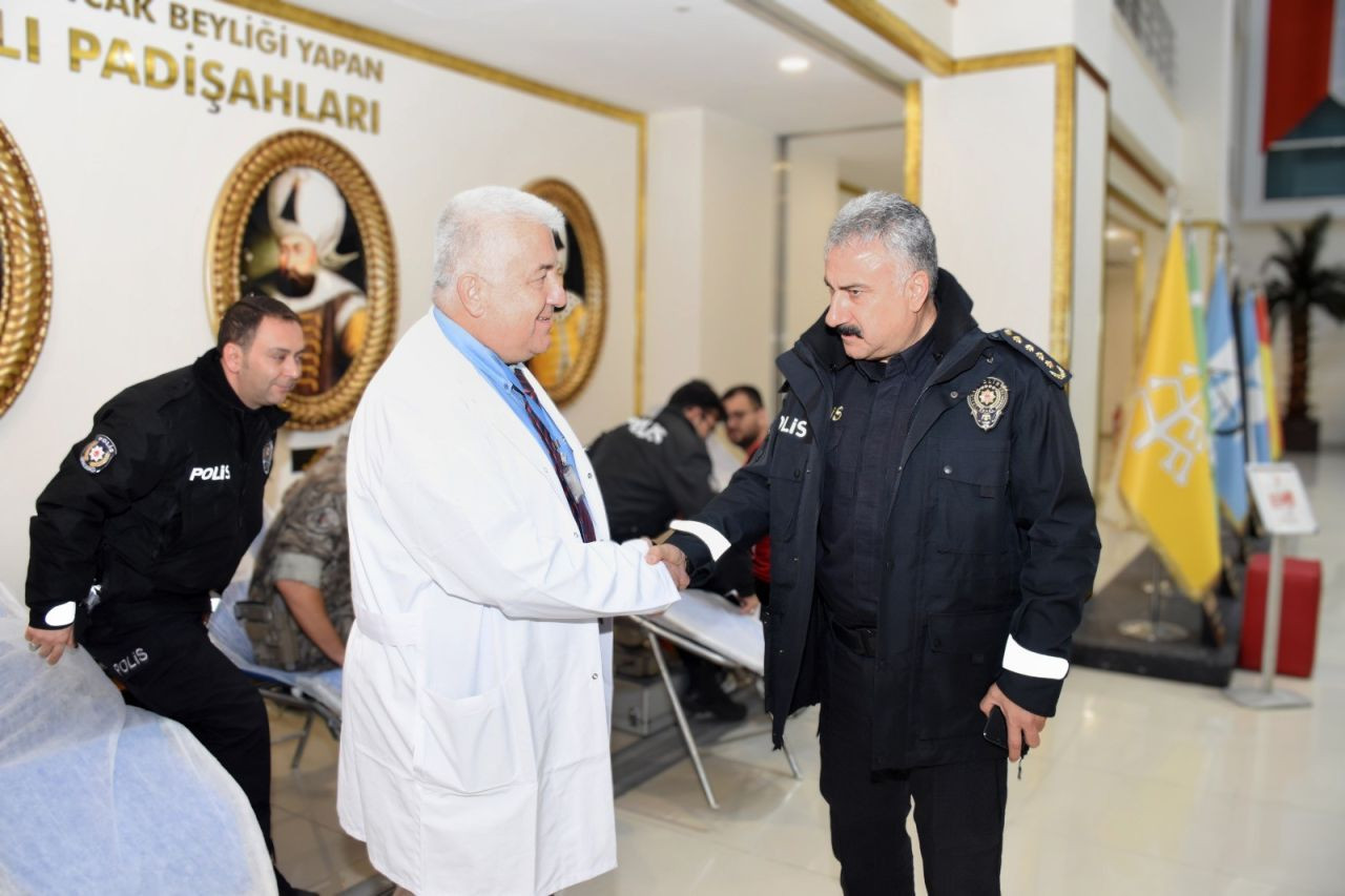 Manisa Emniyet Müdürlüğü’nden Kan Bağışına Destek - Sayfa 2