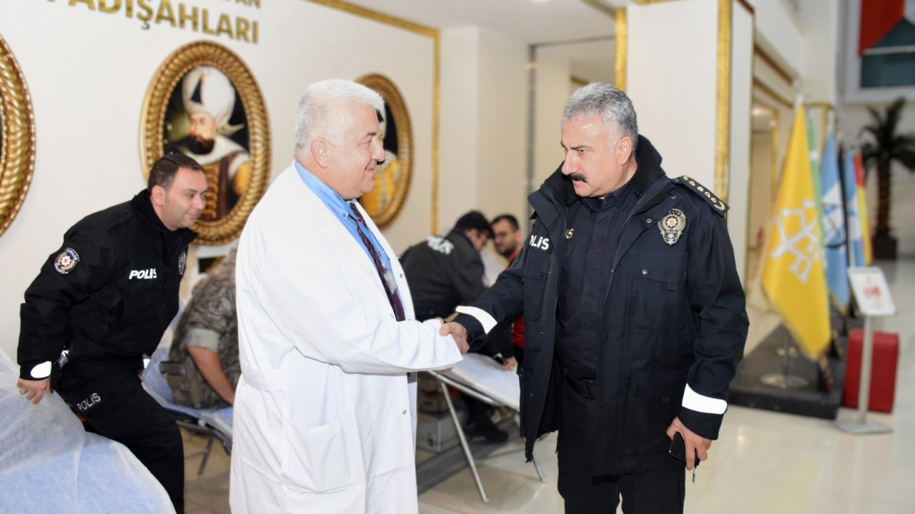 Manisa Emniyet Müdürlüğü’nden Kan Bağışına Destek