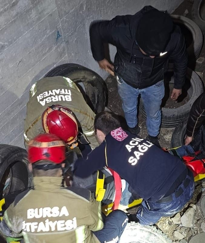 Bursa’da Yük Asansörü Boşluğuna Düşen İş Yeri Sahibi Ağır Yaralandı - Sayfa 1