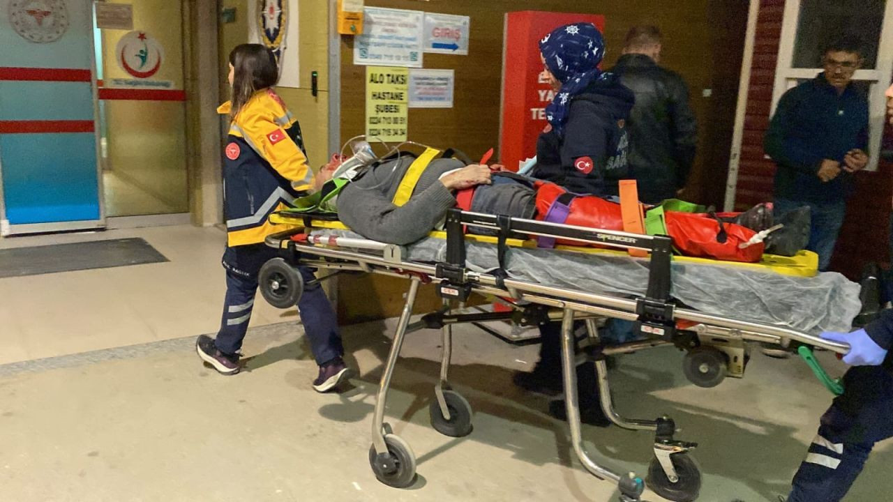 Bursa’da Yük Asansörü Boşluğuna Düşen İş Yeri Sahibi Ağır Yaralandı - Sayfa 4