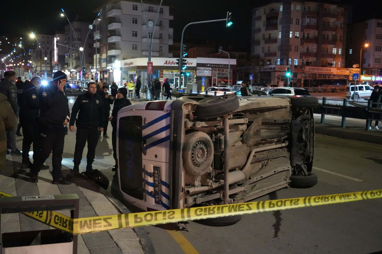 Niğde’de Polis Aracı ve Otomobil Çarpıştı: 6 Yaralı - Sayfa 3