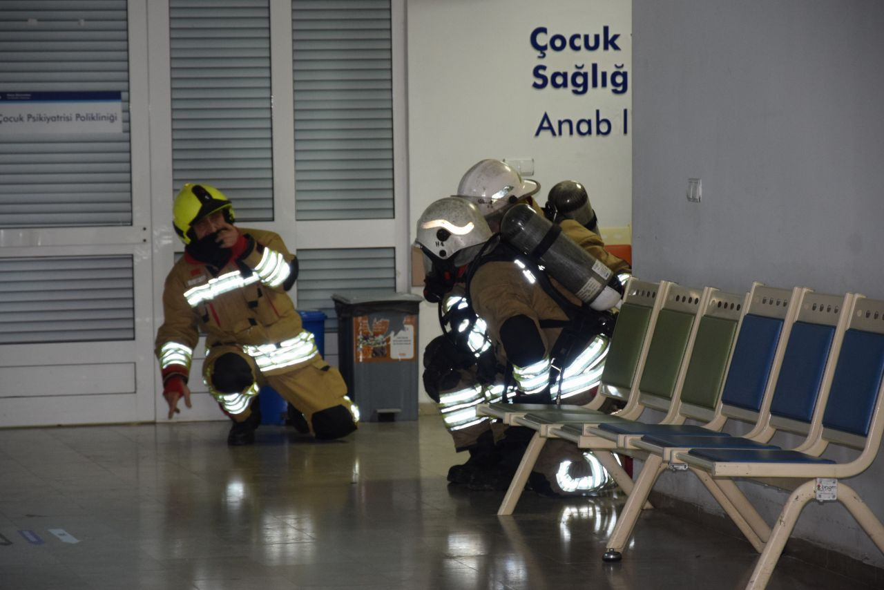 Düzce Üniversitesi hastanesinde yangın tatbikatı yapıldı - Sayfa 5