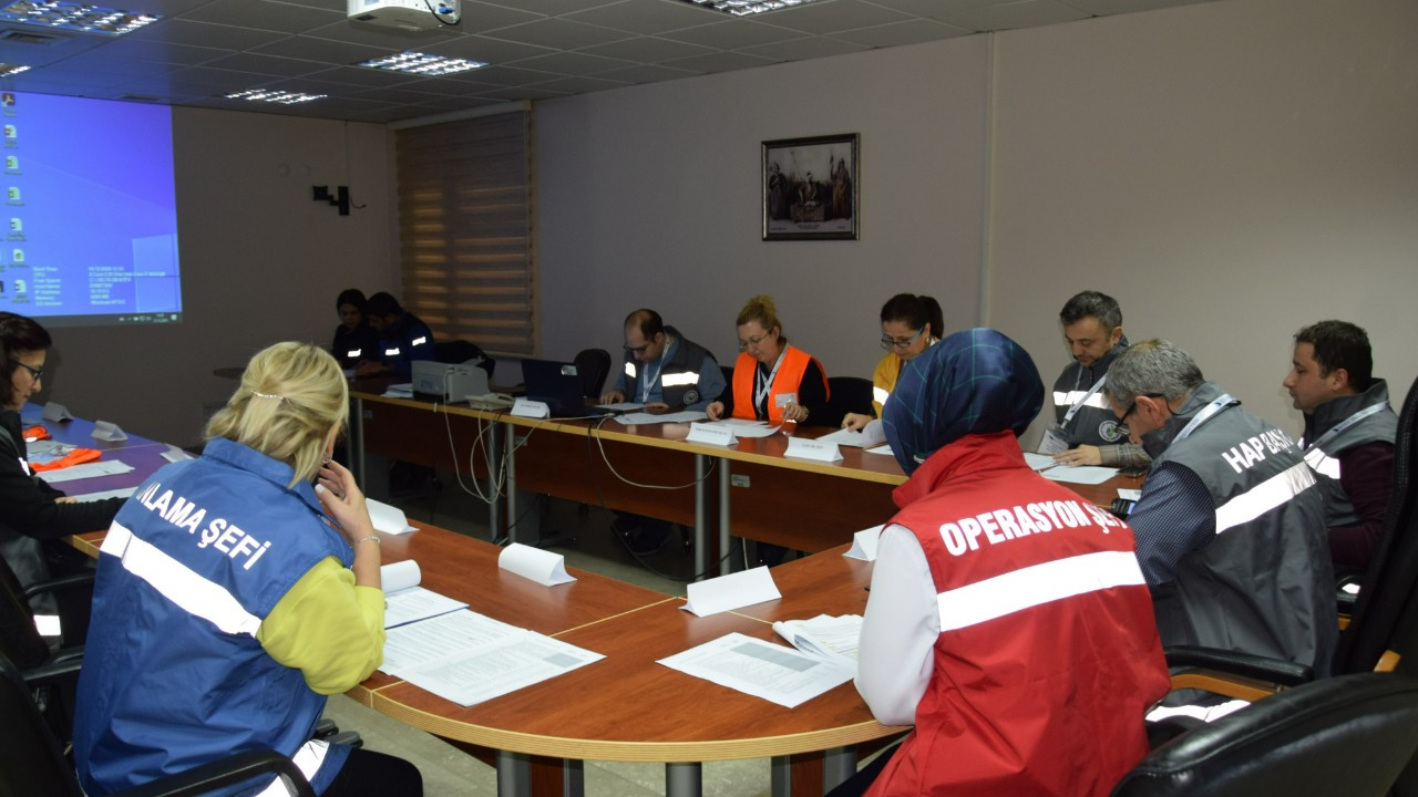 Düzce Üniversitesi hastanesinde yangın tatbikatı yapıldı