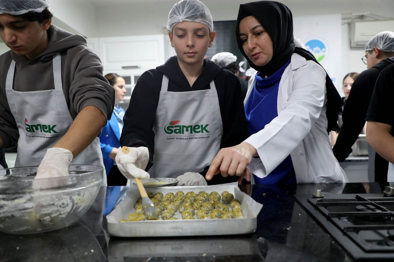 SAMEK Mutfak Atölyesinde Gençler, Gastronomi Dünyasıyla Tanıştı - Sayfa 11