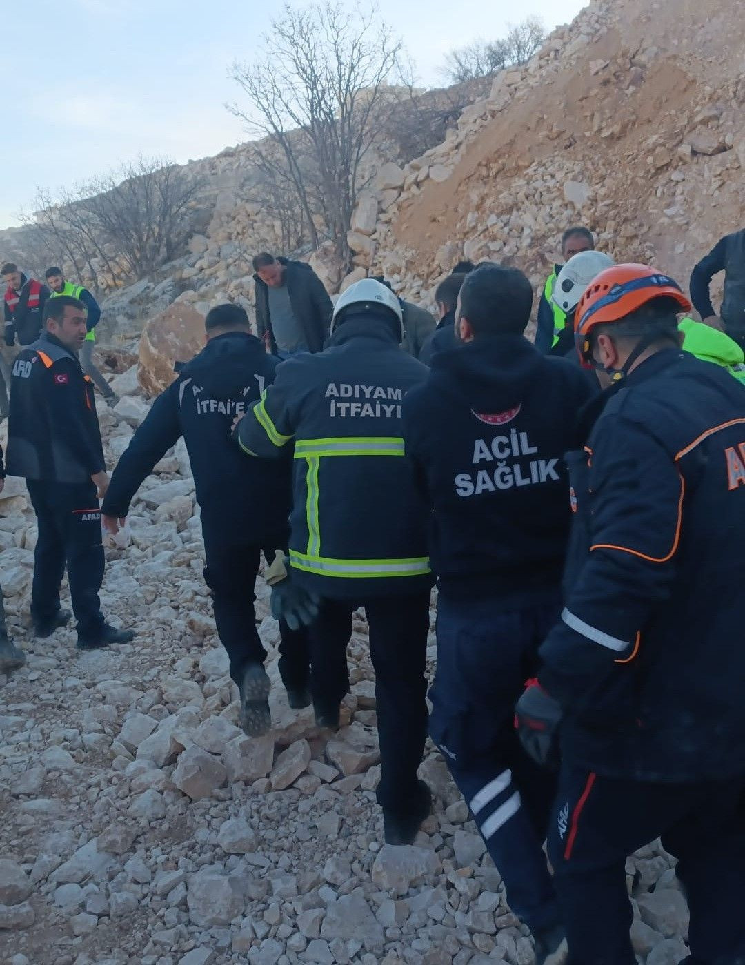 Devrilen Hafriyat Kamyonunun Sürücüsü Hayatını Kaybetti - Sayfa 5