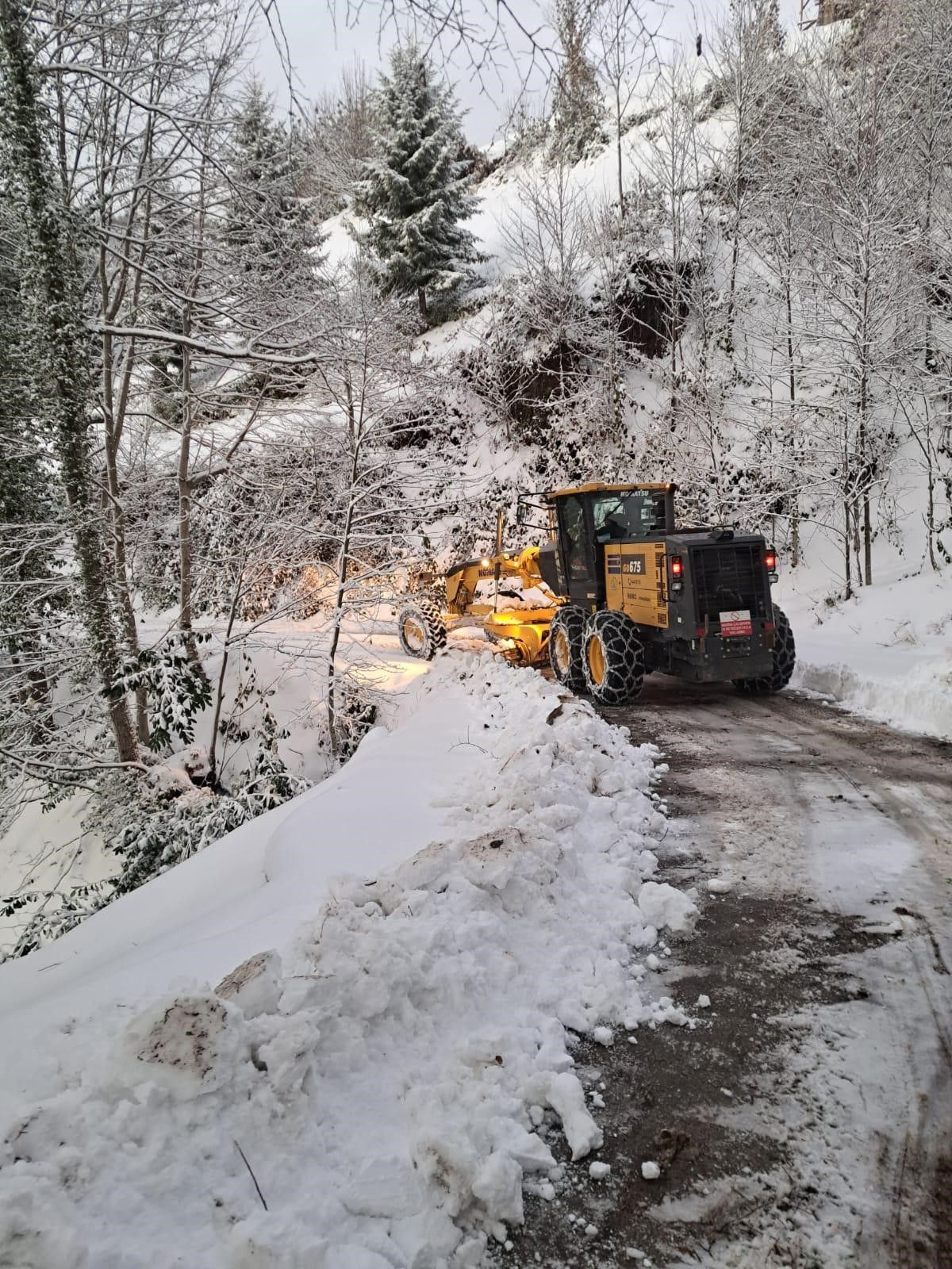 Rize’de 38 köy yolu ulaşıma kapandı - Sayfa 4