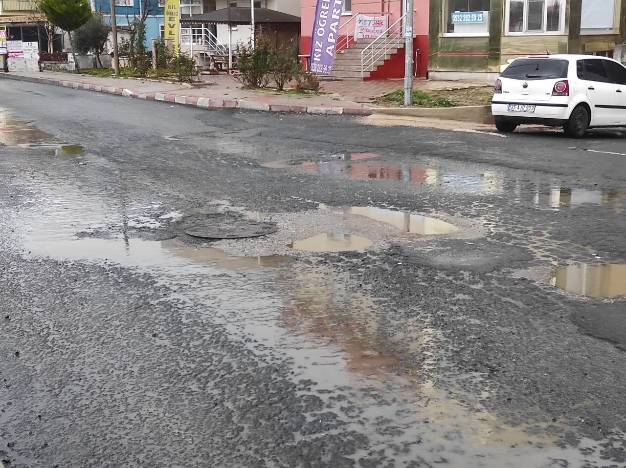 Tekirdağ'da Kuvvetli Sağanak Hayatı Olumsuz Etkiliyor - Sayfa 4