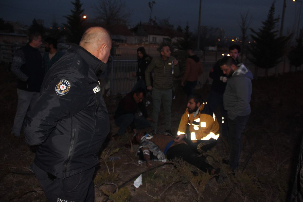 Kayseri'de Otomobil Sepetli Motosikletle Çarpıştı: 2’si Ağır 4 Yaralı - Sayfa 3