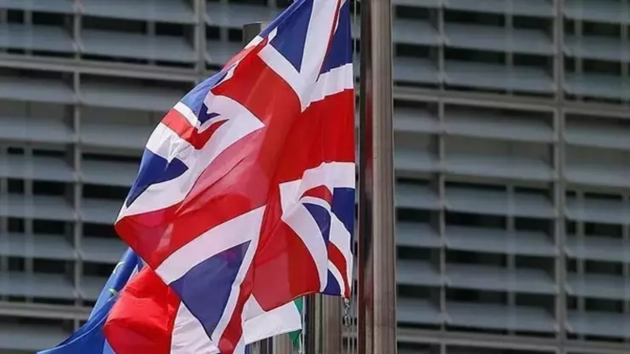 İngiltere'nin Heyet Tahrir Şam ile Diplomatik Teması Açıklandı