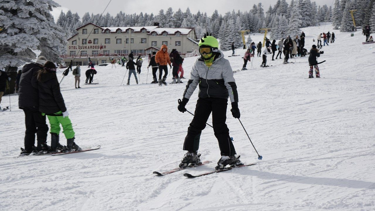 Uludağ'da kayak sezonu açıldı - Sayfa 3