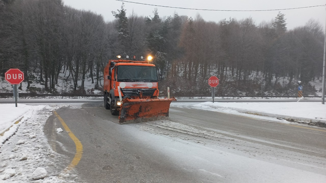 Bolu Dağı'nda kar etkili oluyor