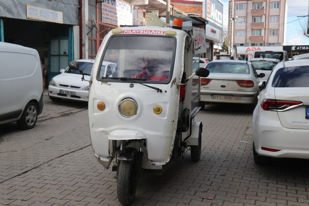 Sakarya'da acıkanlara ''Pilavbulans''tan lezzet sunuyor - Sayfa 1