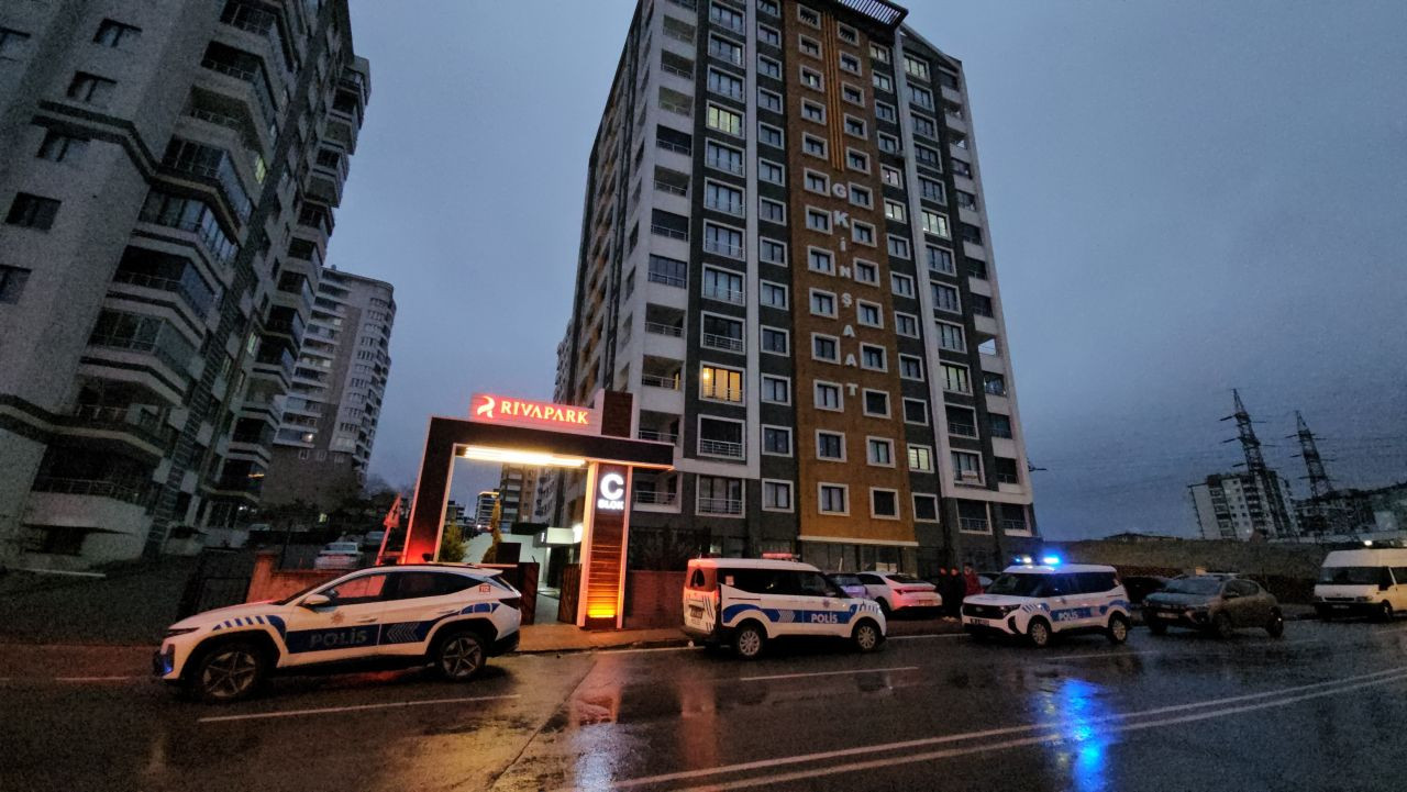 Kayseri’de Silahla Kendini Vuran Kişi Hayatını Kaybetti - Sayfa 1