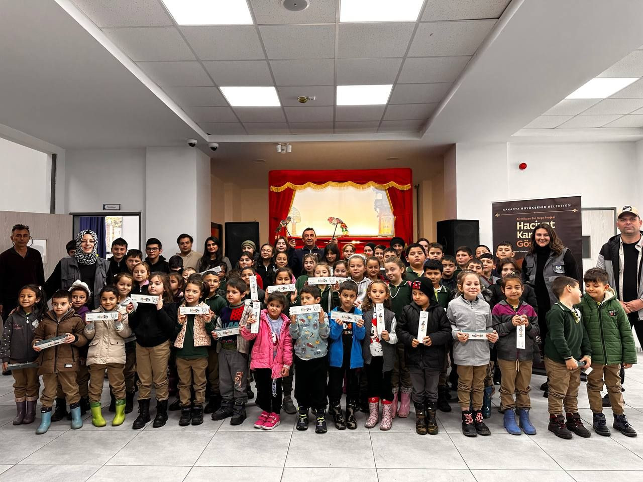 Büyükşehir’in “Bir Hikâye, Bin Neşe” Projesi Hendek’te Miniklerle Buluştu - Sayfa 2