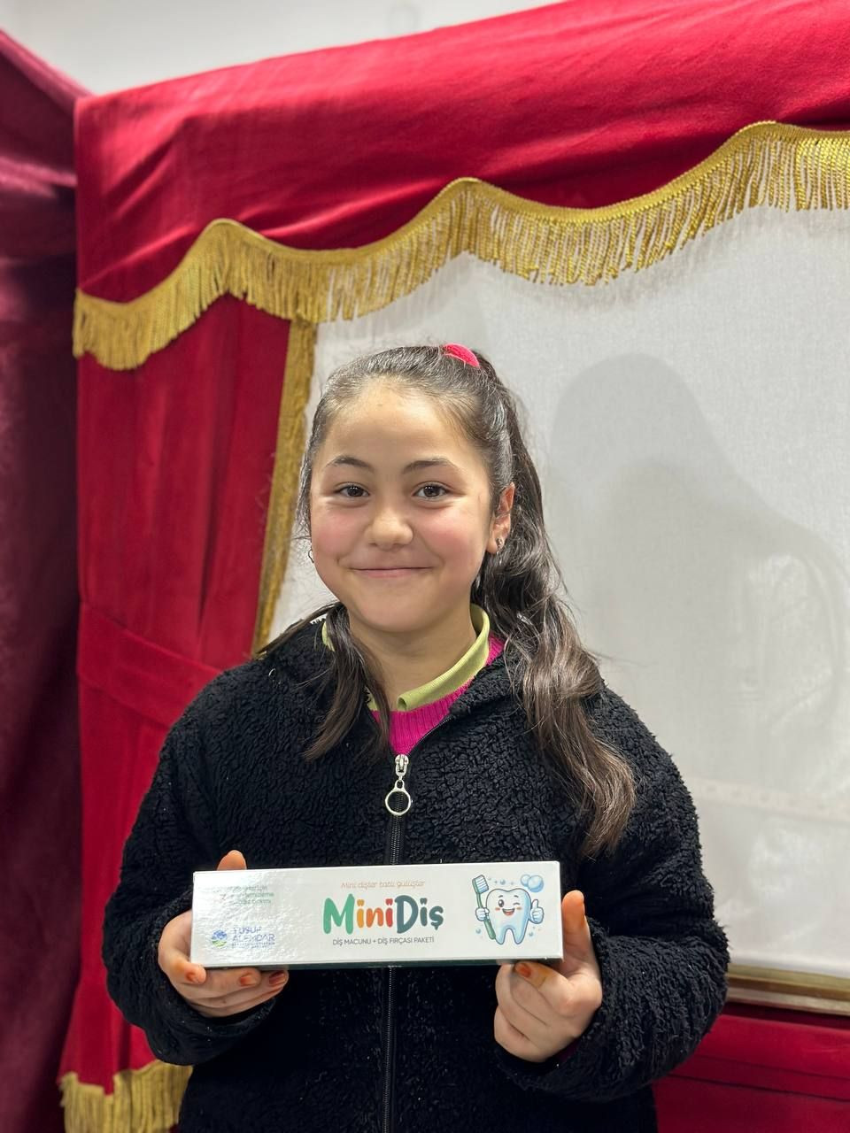 Büyükşehir’in “Bir Hikâye, Bin Neşe” Projesi Hendek’te Miniklerle Buluştu - Sayfa 4