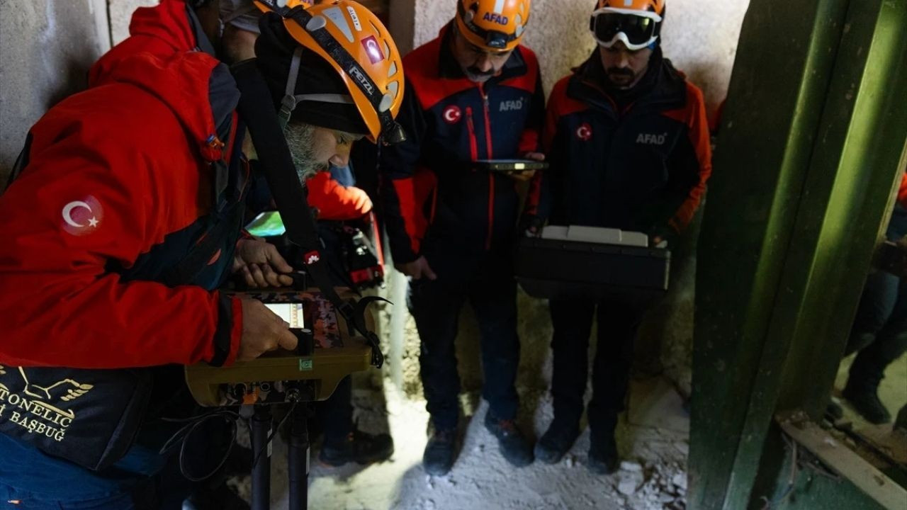 Sednaya Hapishanesi'nde Umut Arayışı: AFAD Çalışmalara Başladı