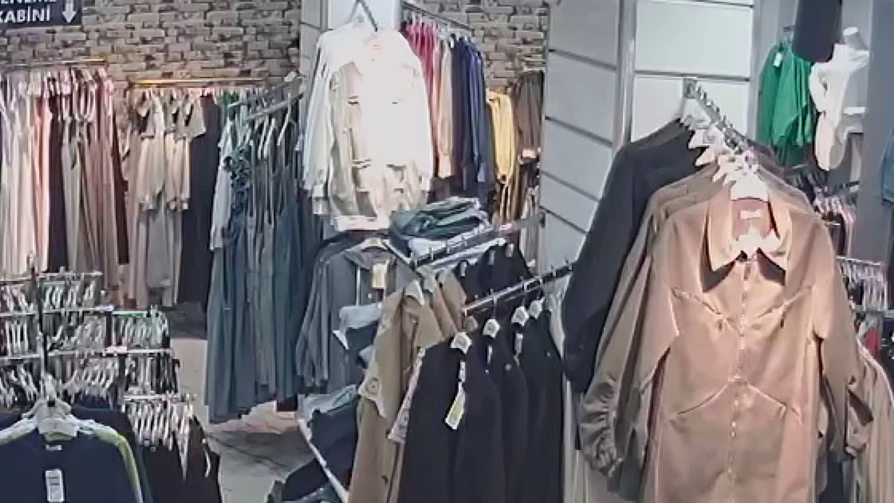 Akyazı’da Haylaz Kedi Elbise Çaldı: Güvenlik Kamerası O Anları Kaydetti - Sayfa 2