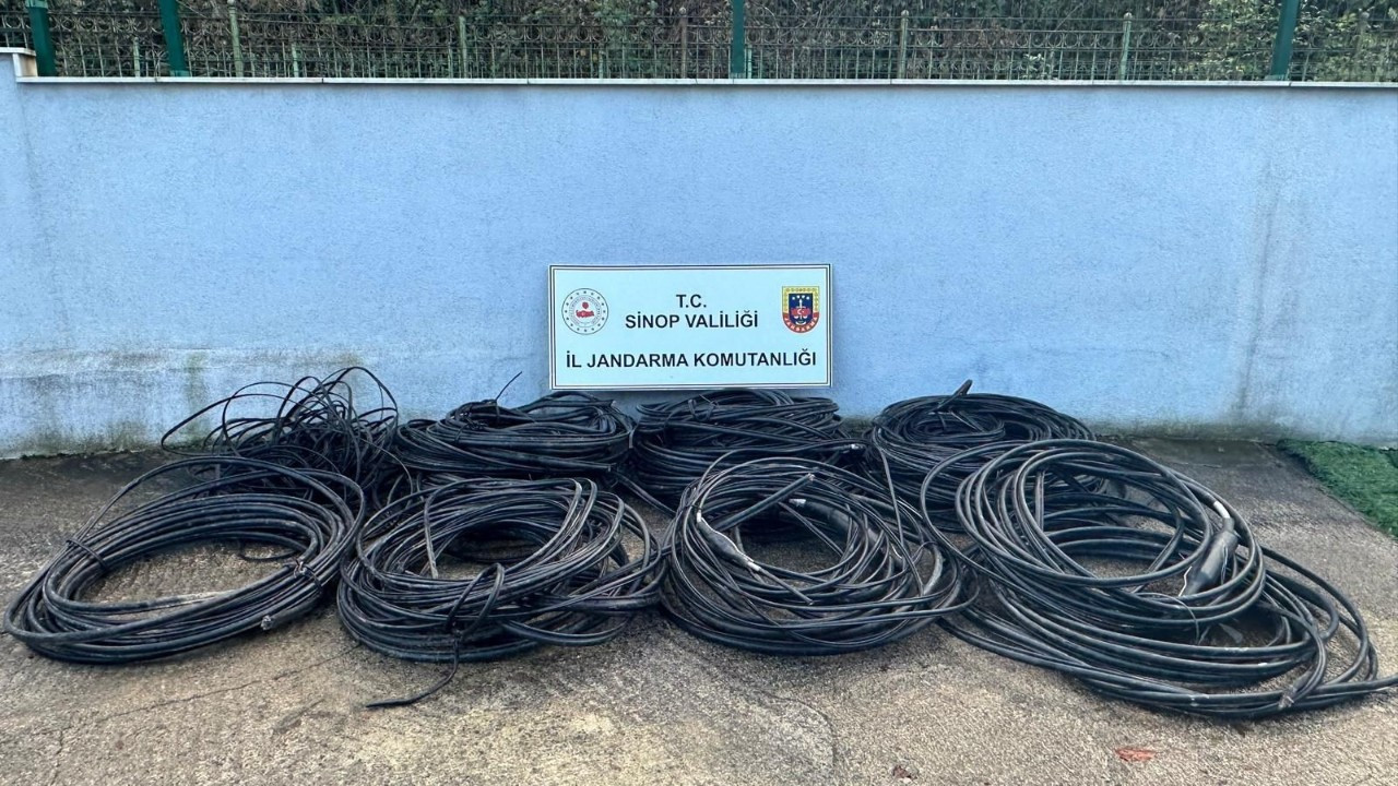 Sinop’ta Kablo Hırsızlığı Operasyonu: 3 Şahıs Yakalandı