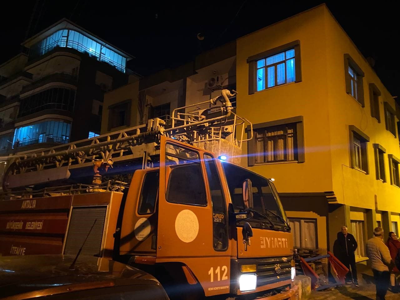 Antalya'da Şofben Yangını Korkuttu: Alevler Büyümeden Söndürüldü - Sayfa 2