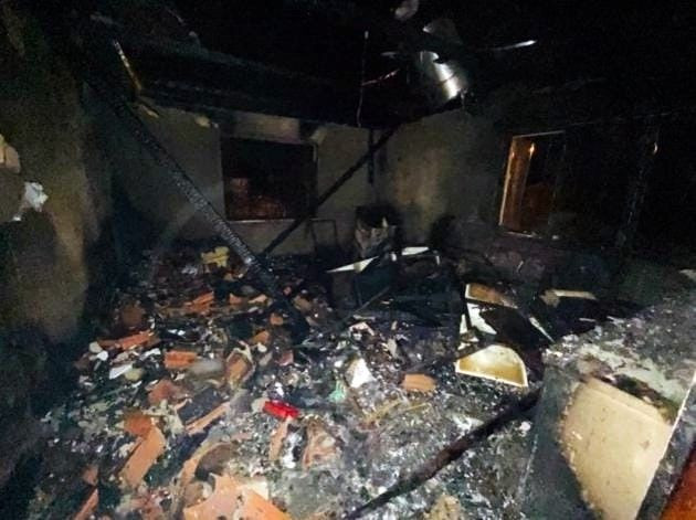 Hendek'te Çatı Yangını Dehşeti: Ev yerini küllere bıraktı! - Sayfa 4