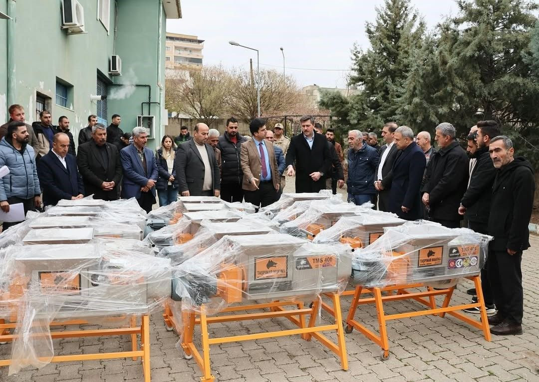 Siirt’te Çiftçilere Üzüm Sıkma Makinesi Hibe Edildi - Sayfa 3