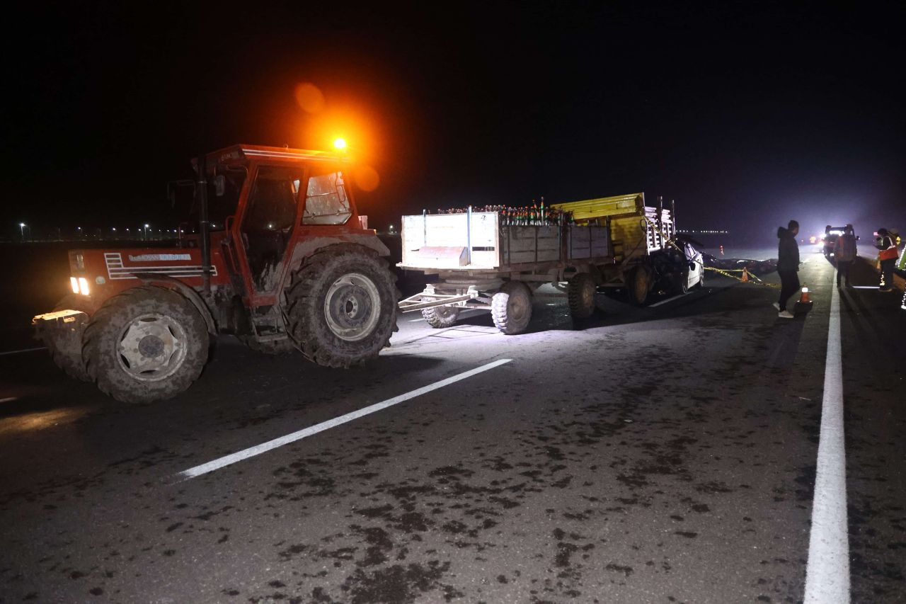 Konya’da Otomobil Traktör Römorkuna Çarptı: Sürücü Hayatını Kaybetti - Sayfa 5