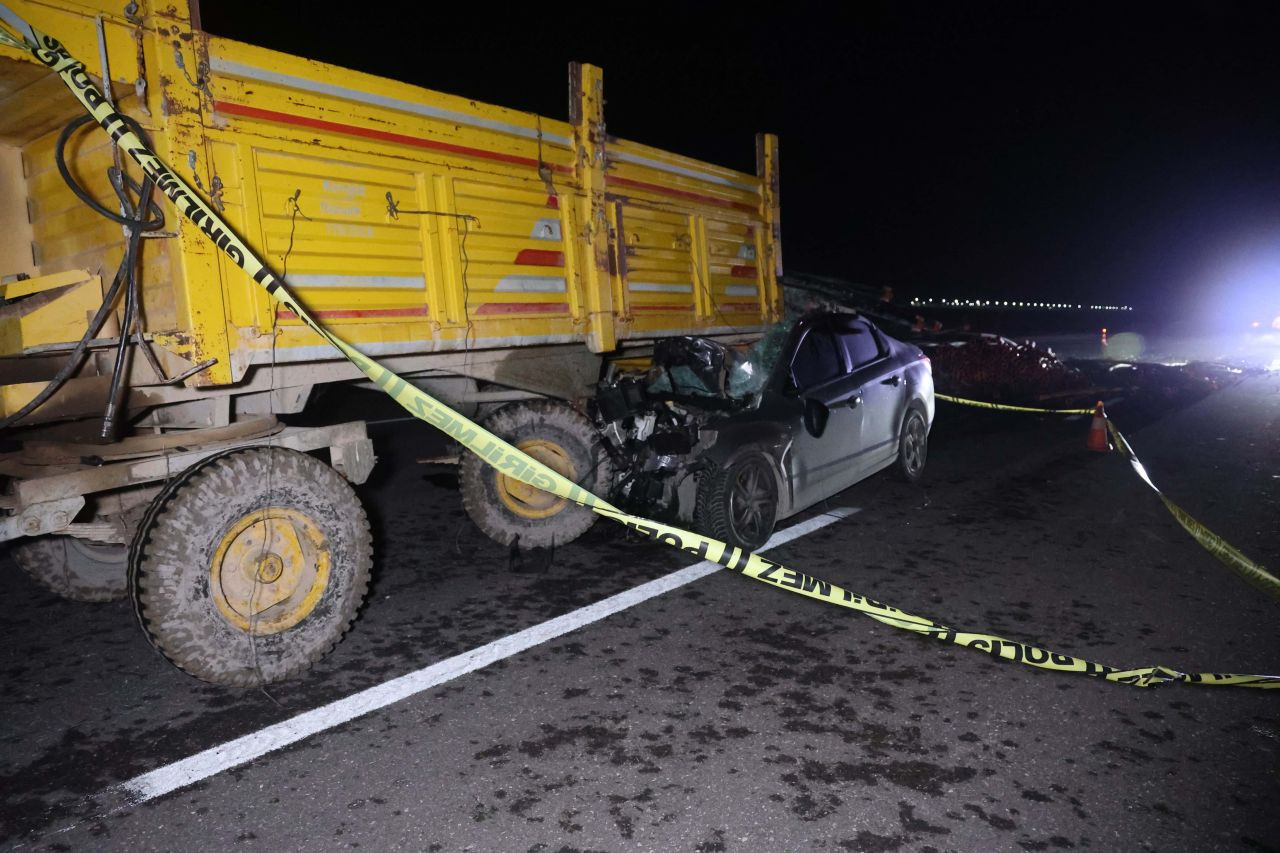 Konya’da Otomobil Traktör Römorkuna Çarptı: Sürücü Hayatını Kaybetti - Sayfa 6